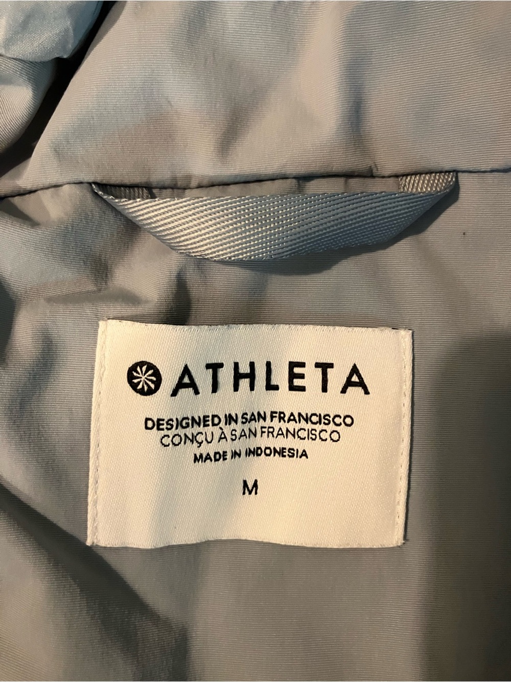 Athleta Light Blue Hooded Rain Jacket / Parka – Size Medium EUC - Picture 2 of 6